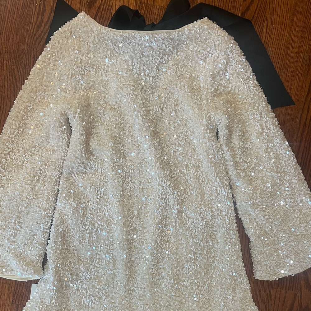 viral commence holiday party dress